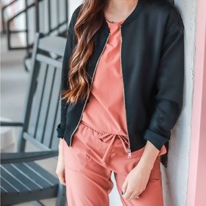 Albion active everyday Jumpsuit in Coral size XS!